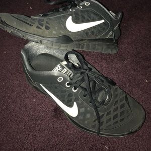 Old Skool Black Nike Running Shoes